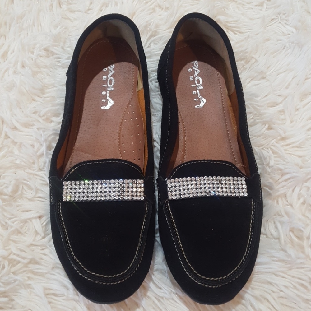 Paola suede flats
